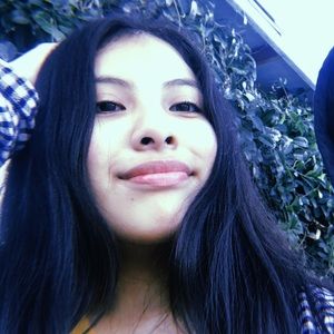 Meet your Posher, Rocio